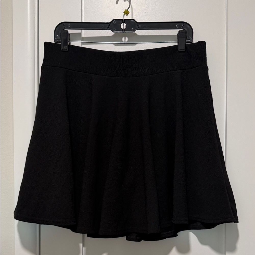 Stretchy skater skirt